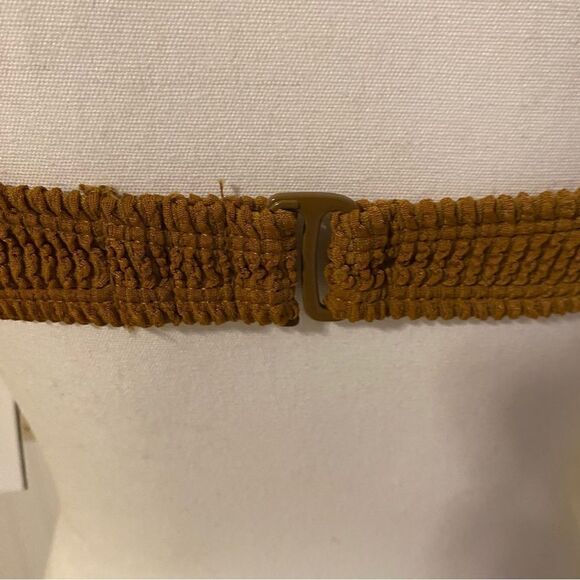 Good American Crinkle Always Fit Twist Bikini Top Size Medium NWT - Picture 6 of 8